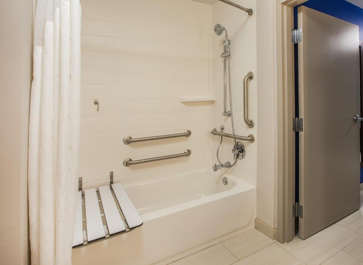 Holiday Inn Express - Des Moines - Ankeny By Ihg Ngoại thất bức ảnh